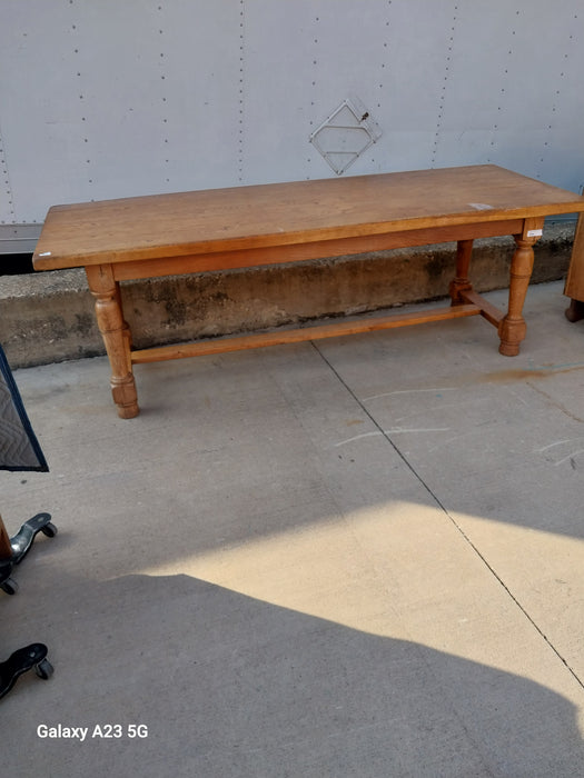 PEGGED OAK FARM TABLE