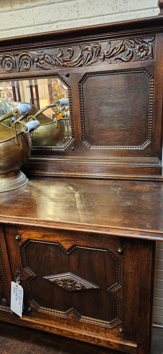 FRENCH TUDOR OAK SHALLOW SIDEBOARD ON LEGS