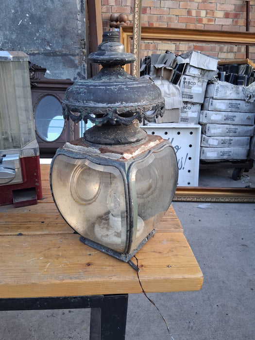 SHABBY GREEN ORNATE METAL AND GLASS SCONCE