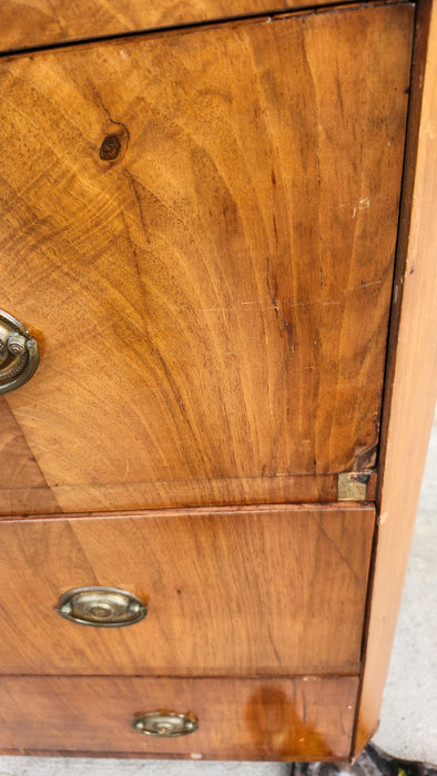 19TH CENTURY BIEDERMEIRE CHEST OF DRAWERS