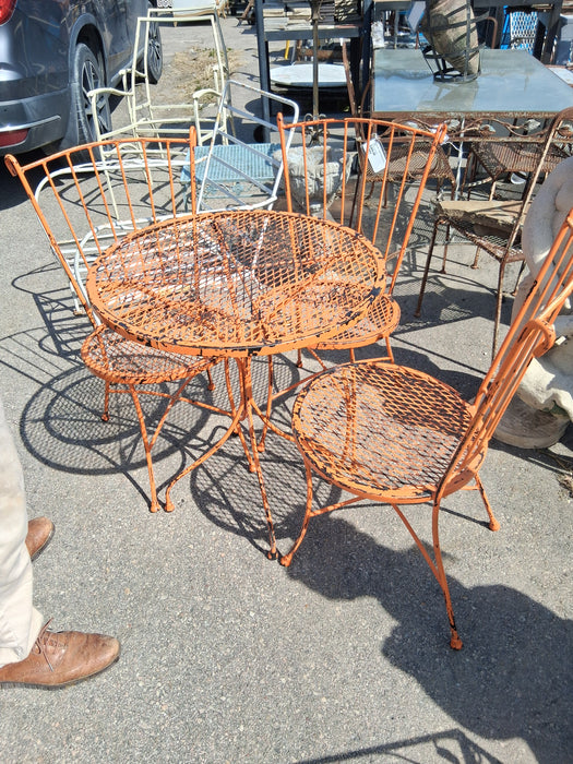 ORANGE METAL ROUND MESH TOP TABLE WITH 3 CHAIRS