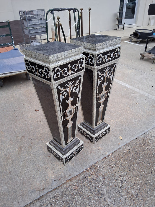PAIR OF MAITLAND SMITH DECORATIVE PEDESTALS