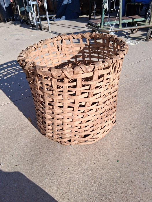 1800'S HISTORICAL DALLAS COTTON PICKING BASKET FOUND IN DEEP ELLUM COTTONAIN BEFORE IT WAS RENOVATED