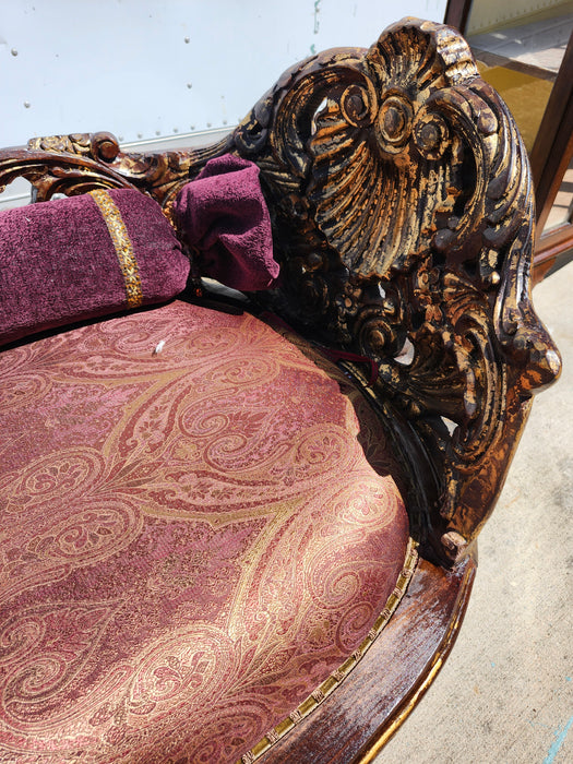 CHAISE LOUNGE WITH SHELL BACK