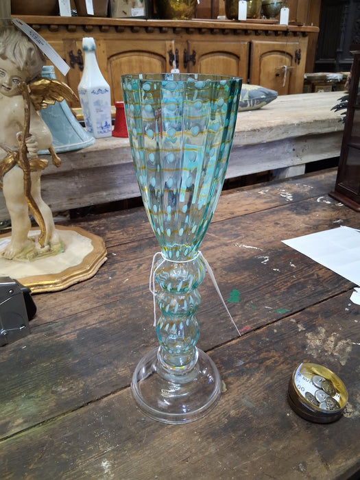 TALL ART GLASS DOT VASE
