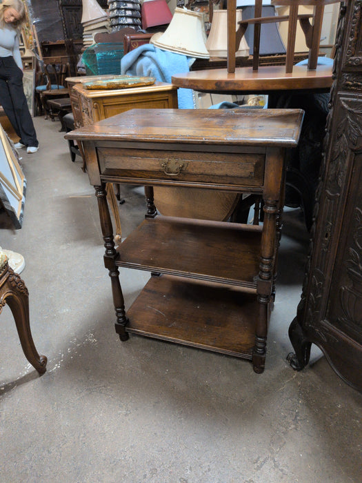 3 TIER PEGGED RUSTIC OAK TABLE