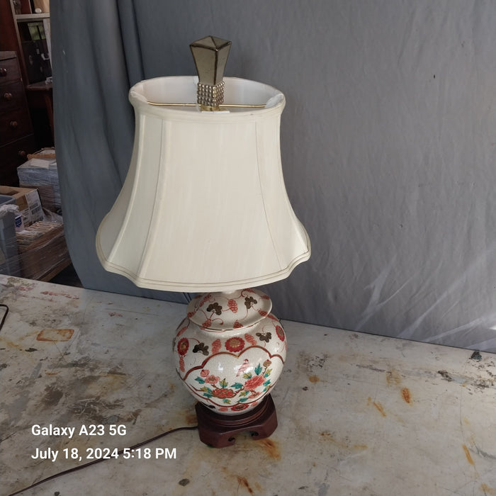 ASIAN LAMP WITH SHADE