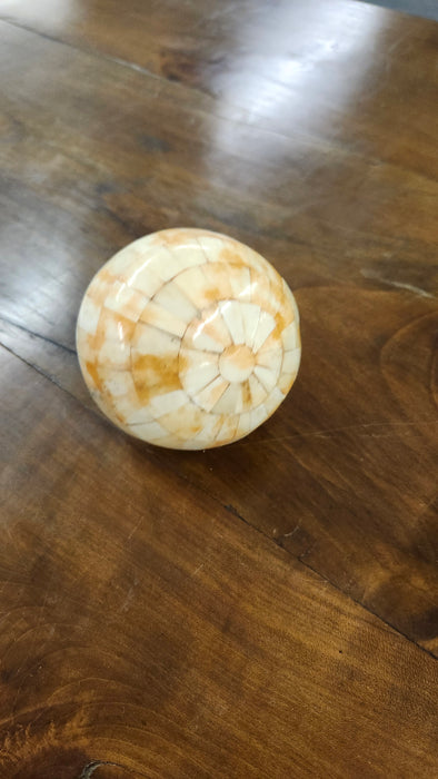 RESIN ROUND BALL