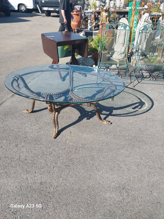 TWIST BASE HOLLYWOOD REGENCY GLASS TOP OVAL COFFEE TABLE