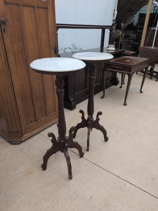 PAIR OF ROUND ITALIAN MABRLE TOP MAHOGANY STANDS
