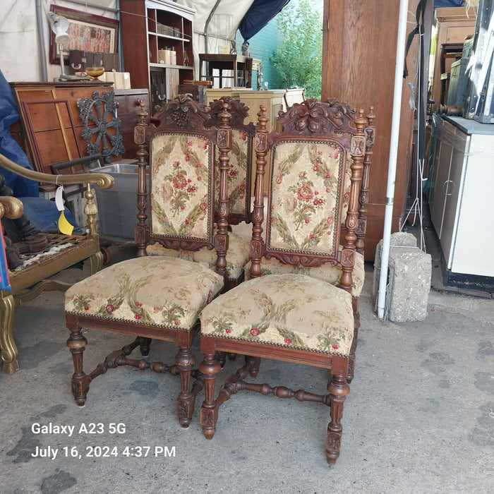 SET OF 4 LOUIS XIII TURNED OAK CHAIRS