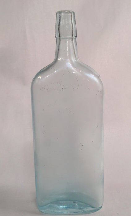 OLD GLASS BOTTLEE