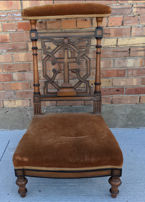 FRENCH WALNUT PRIE DIEU WITH EBONY DETAIL