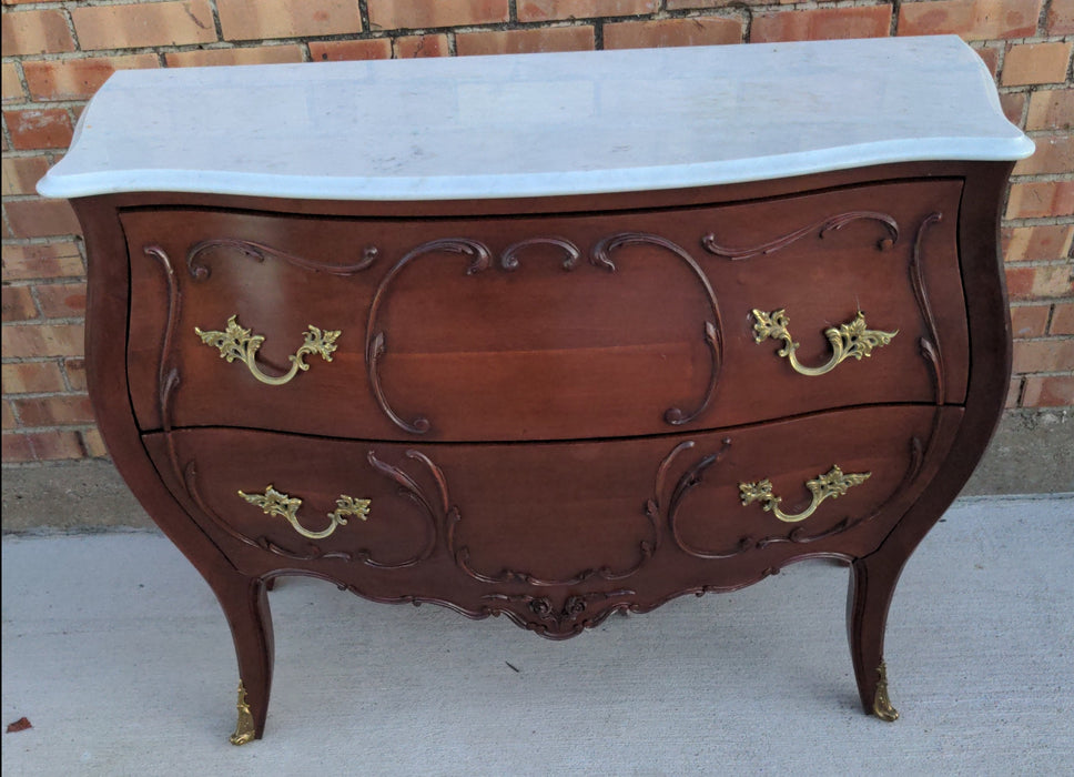 MAHOGANY BOMBE CHEST WITH MARBLE TOP AND ORMOLU