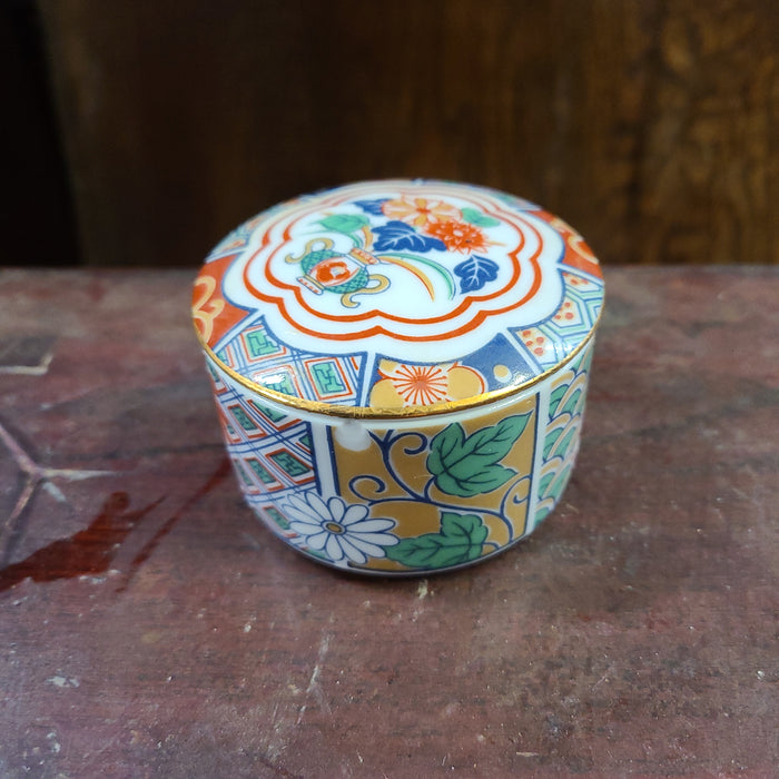 As is JAPANESE BLUE/RED/GREEN  BOX ROUND WITH LID