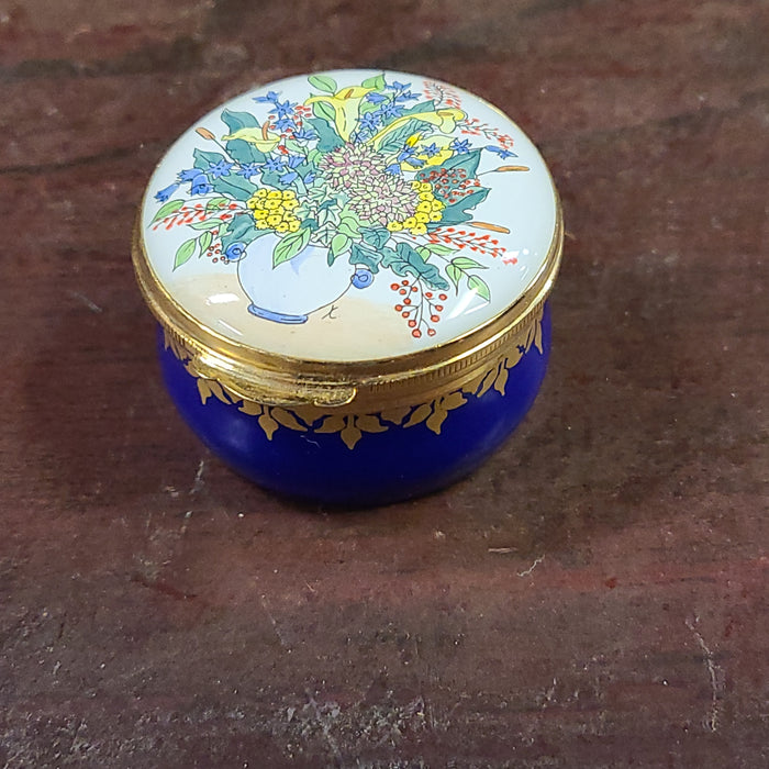 ENGLISH TINY FLORAL LID BOX WITH VASE