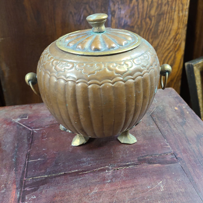 AS IS COPPER AND BRASS POT WITH LID AND BRASS FEET