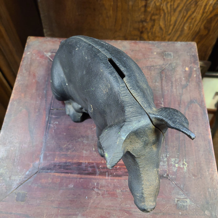 CAST IRON LARGE PIG BANK