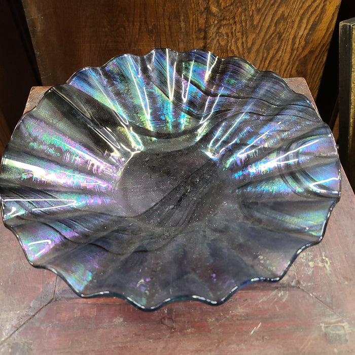 DARK BLUE IRIDESCENT RUFFLED ART GLASS DISH