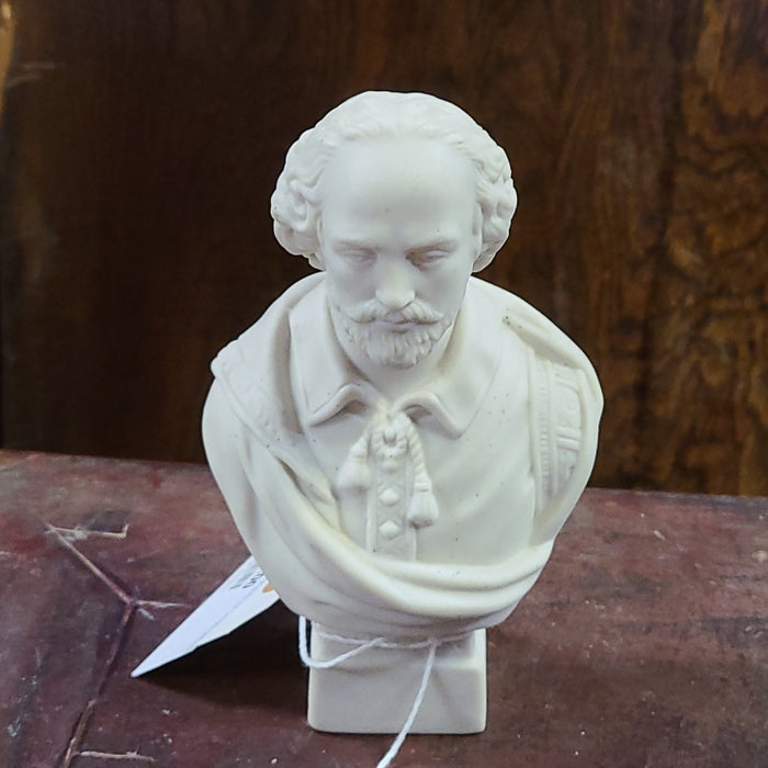 SMALL PLASTER BUST OF SHAKESPEARE