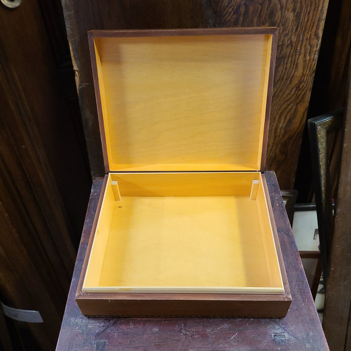 INCISED WOODEN BOX WITH RED HIGHLIGHTS