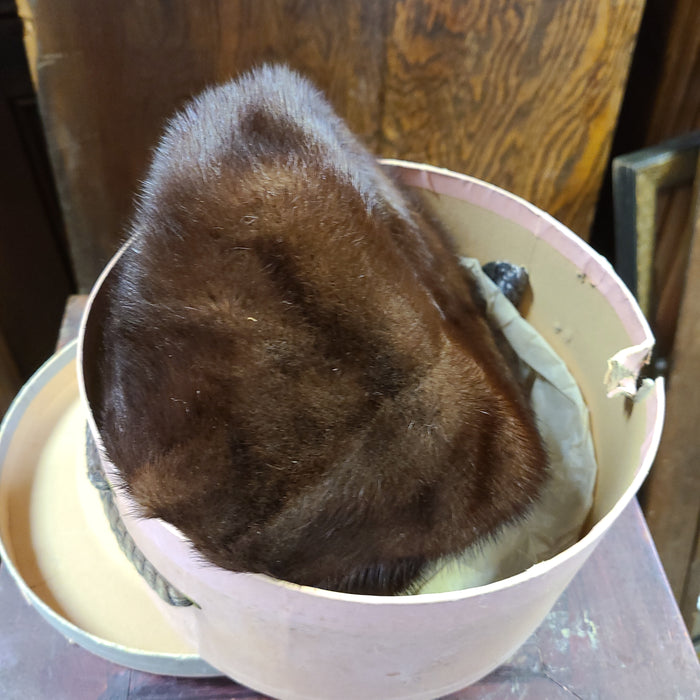 BROWN FUR MINK HAT IN PINK PARIS AND NY HAT BOX