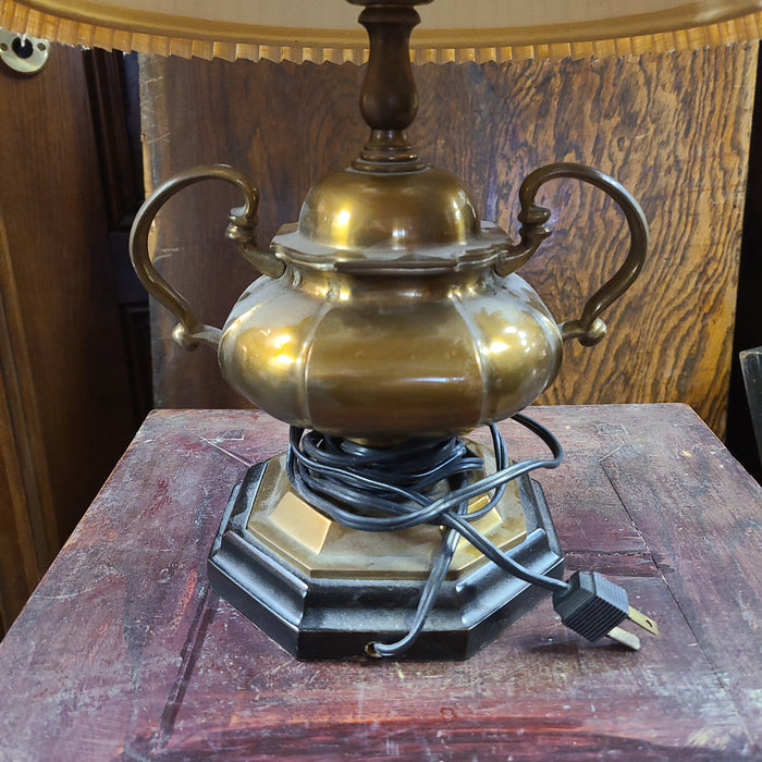 HEAVY BRASS SMALL LAMP ON WOOD BASE