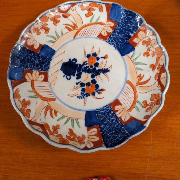 SMALL IMARI PLATE