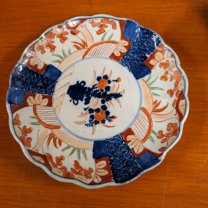 SMALL IMARI PLATE