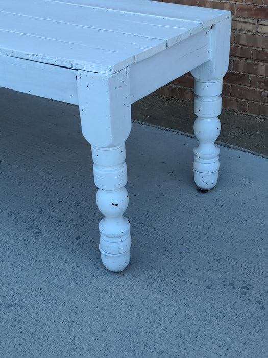 LONG PAINTED WHITE DISPLAY TABLE