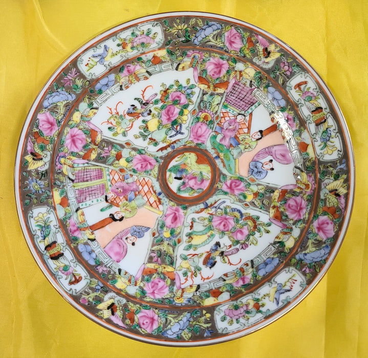 ROSE MEDALLION 7' DESSERT PLATE