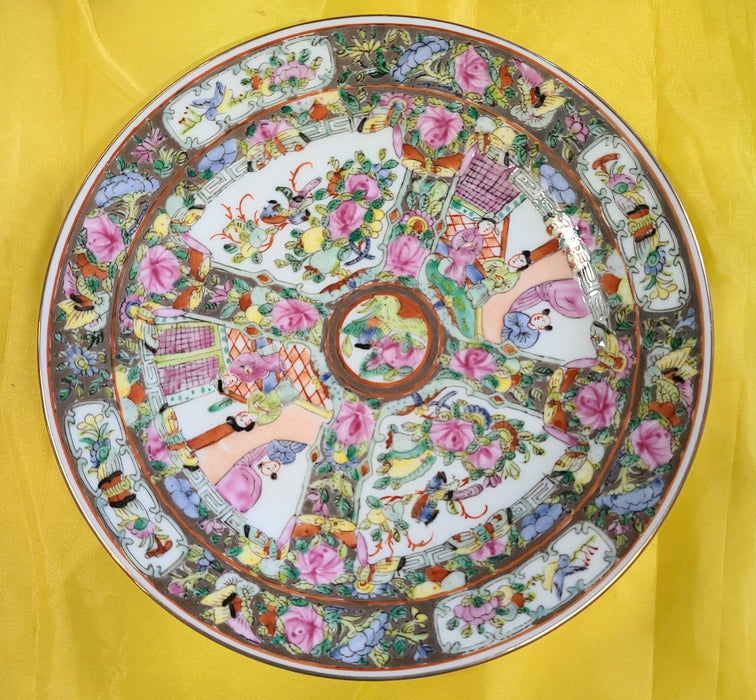 ROSE MEDALLION 7' DESSERT PLATE