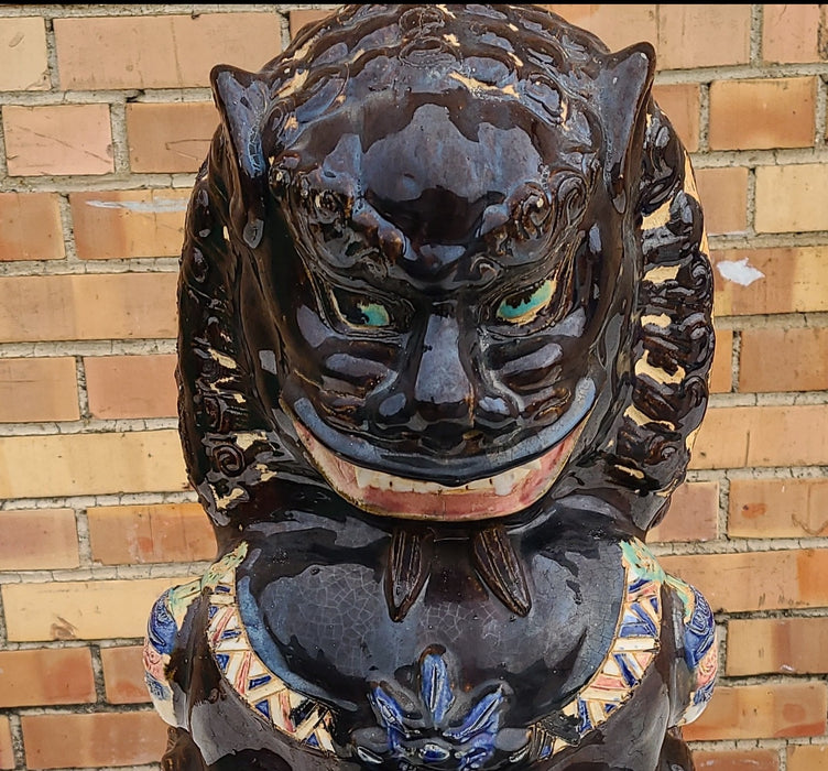LARGE BROWN ANTIQUE FOO DOG