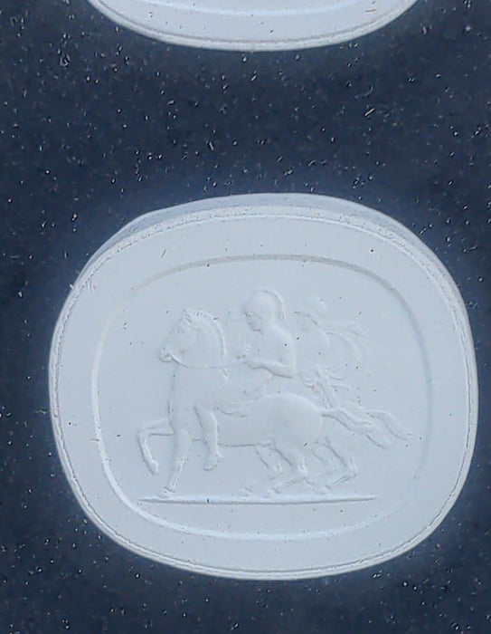 FRAMED MEDALLIONS OF CLASSICAL SCENES