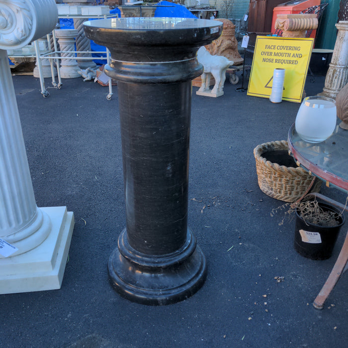 BLACK MARBLE ROUND PEDESTAL