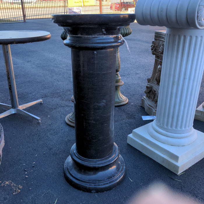 BLACK MARBLE ROUND PEDESTAL