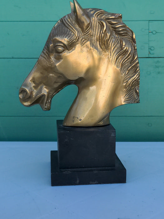 MOUNTED BRASS HORSE HEAD