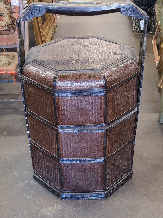 LARGE CHINESE FOOD CARRIER