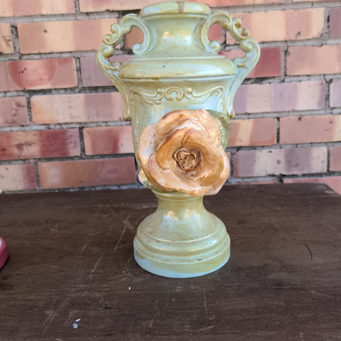 SMALL GREEN LAMP BASE WITH YELLOW FLOWER