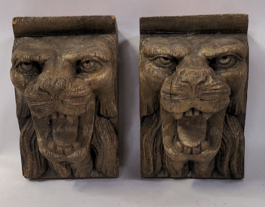 PAIR OF OAK LION WALL BRACKETS