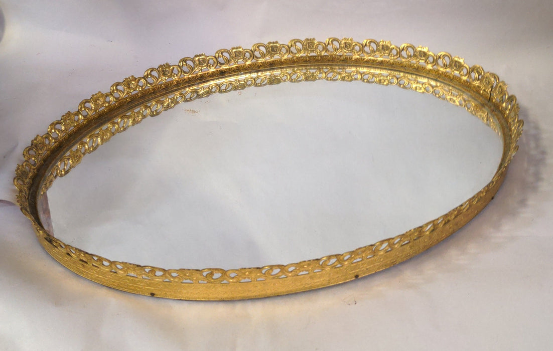 GOLD OVAL MIRRORED DRESSER TRAY