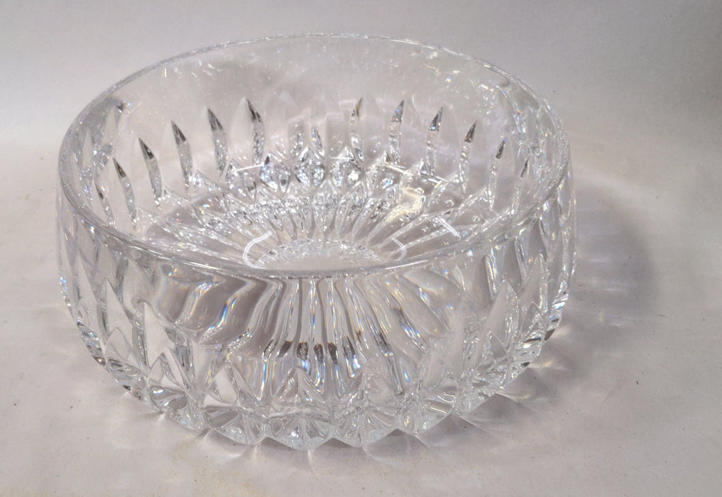 LOW CRYSTAL FLUTED BOWL