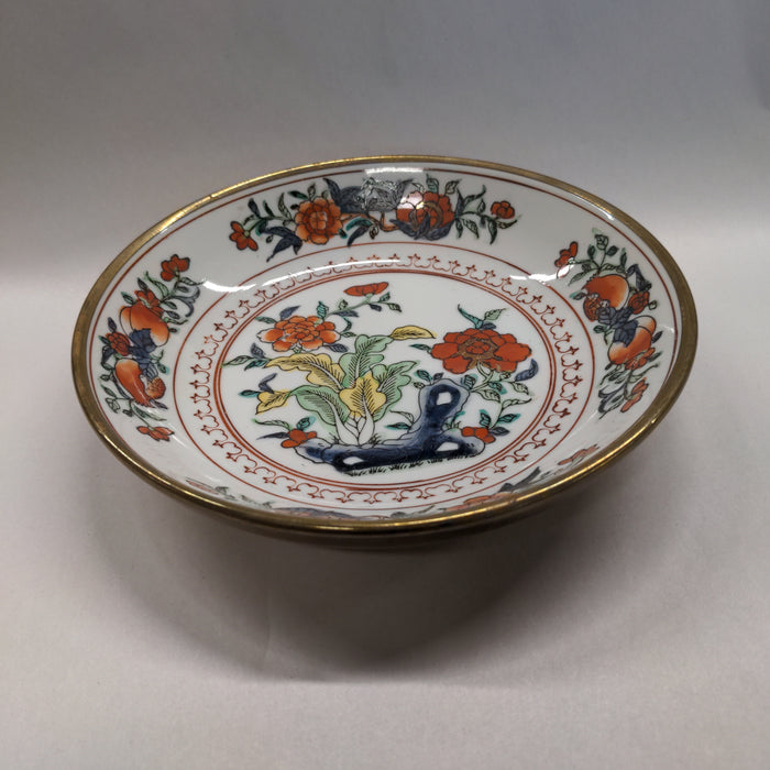 CHINESE FLORAL PLATE WITH BRASS CASING