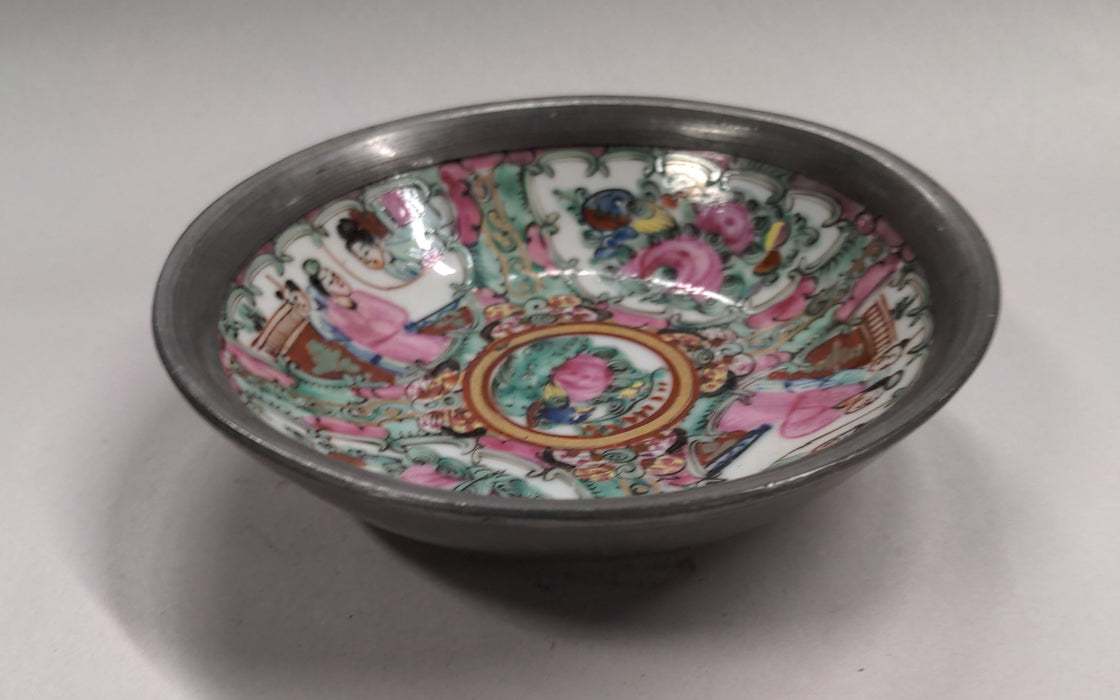 SMALL MADE IN HONG KONG BOWL IN PEWTER CASING