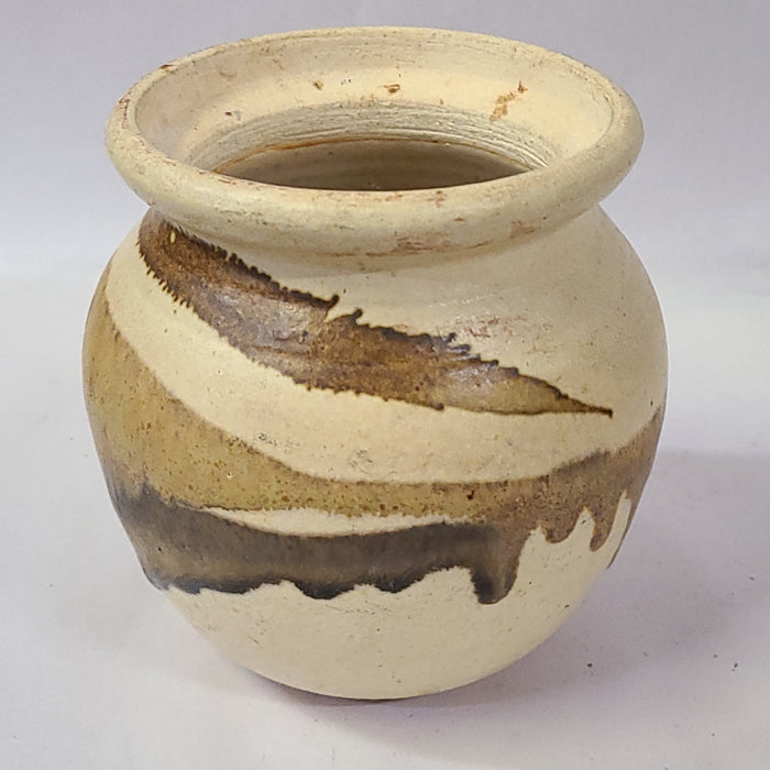 POTTERY JAR WITH BROWN GLAZE