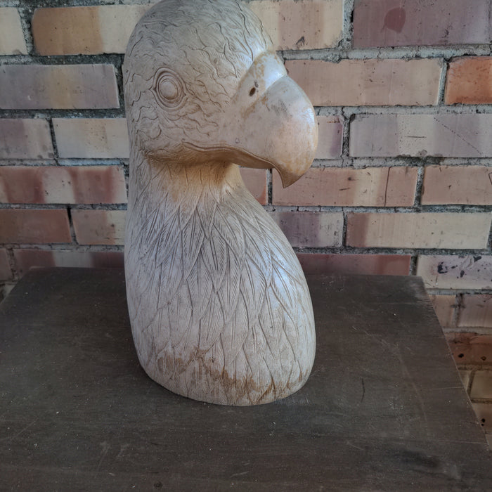 CARVED WOOD EAGLE HEAD