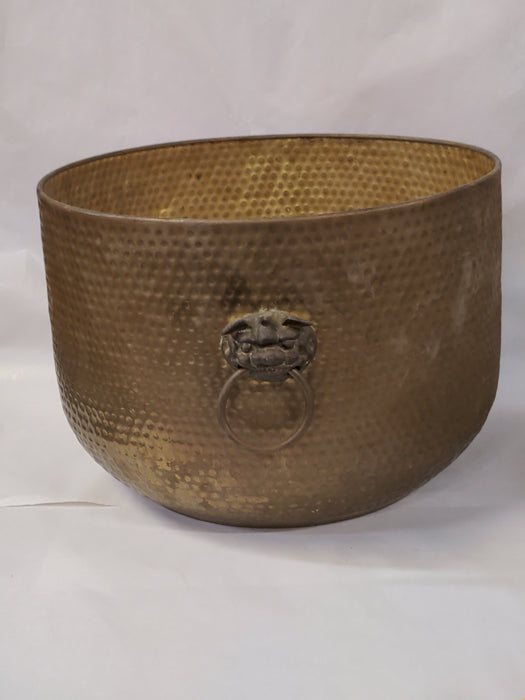 HAMMERED BRASS PLANTER