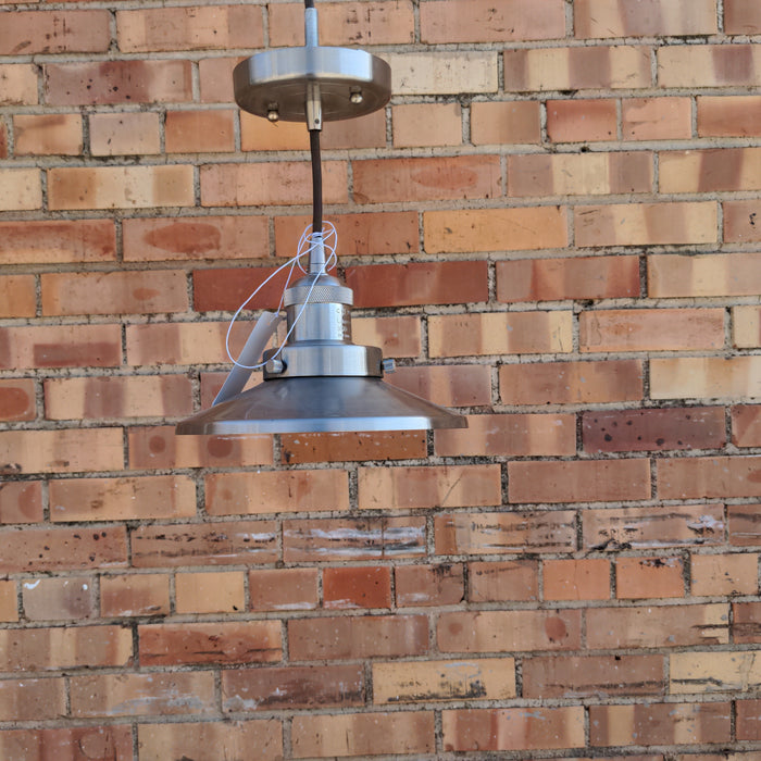 STAINLESS STEEL HANGING LAMP