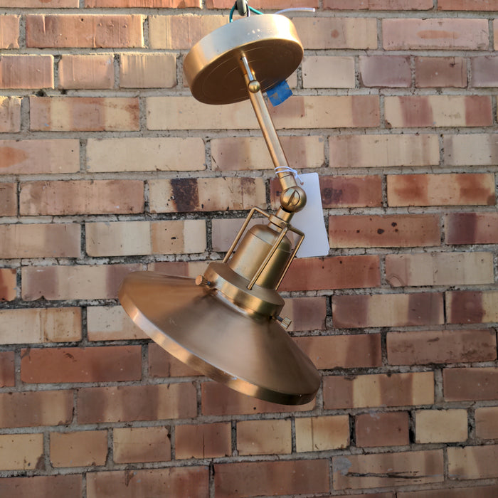 GOLD MEDAL ADJUSTABLE CEILING LIGHT AS FOUND