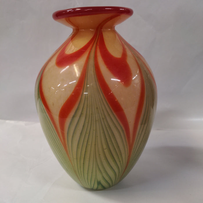 FRENCH FEATHER DESIGN ART GLASS VASE